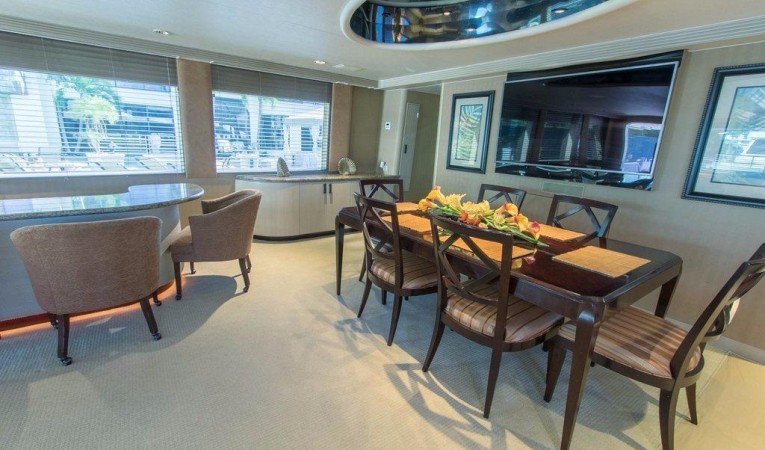 103 Westship MAIN SALON