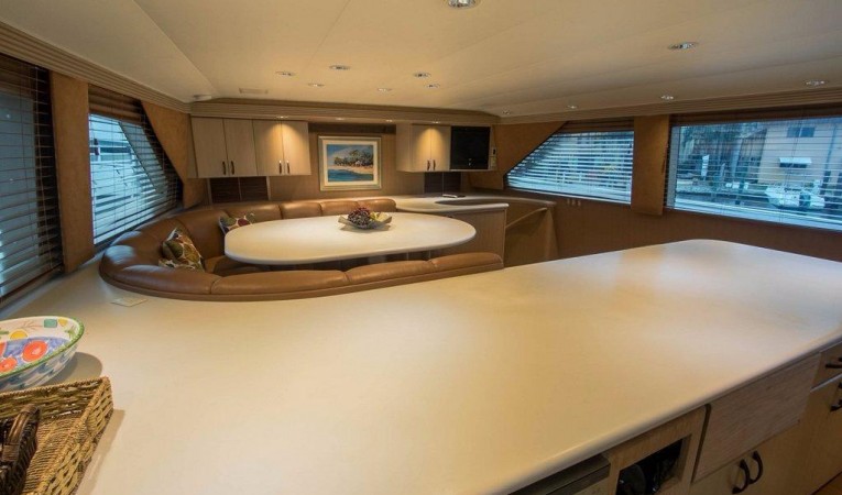 103 Westship "COUNTRY KITCHEN"