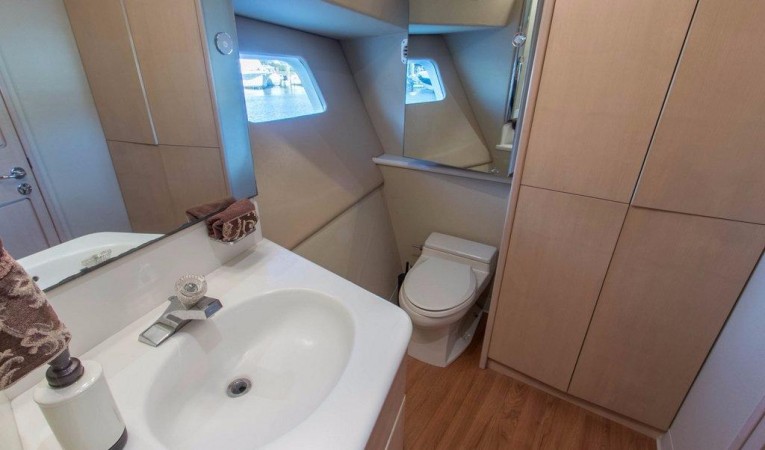 103 Westship CREWS' QUARTERS