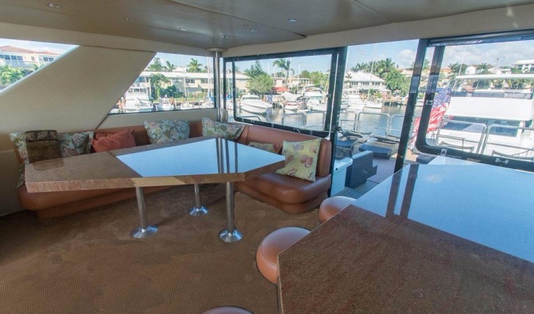 103 Westship ENCLOSED F/B