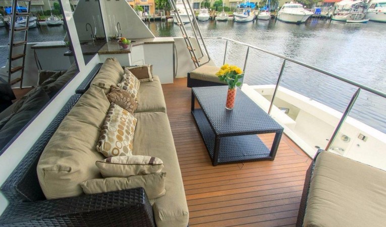103 Westship AFT DECK
