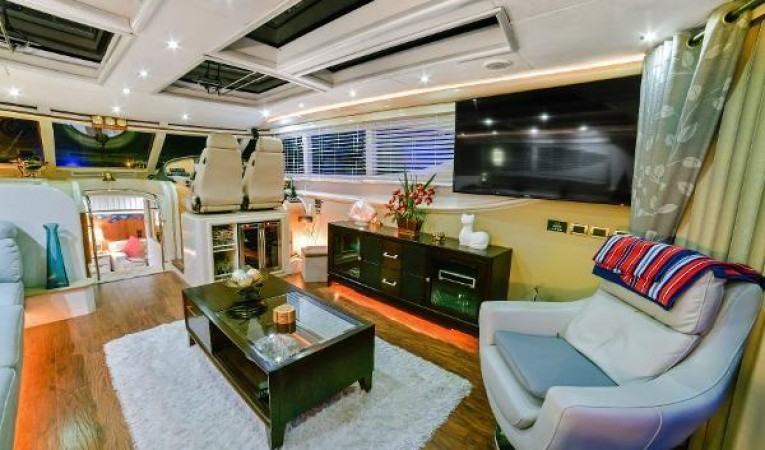 75 Millennium Super Yachts 