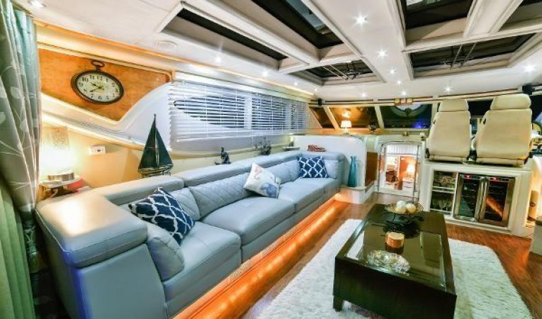 75 Millennium Super Yachts 