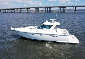 36' Tiara 2004