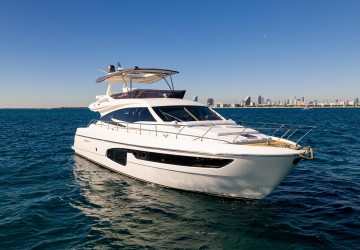 65' Ferretti Yachts 2016