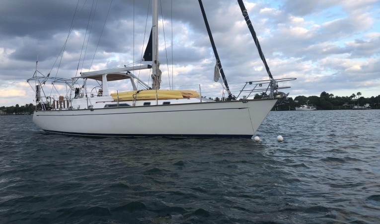 48 Tayana Profile 2