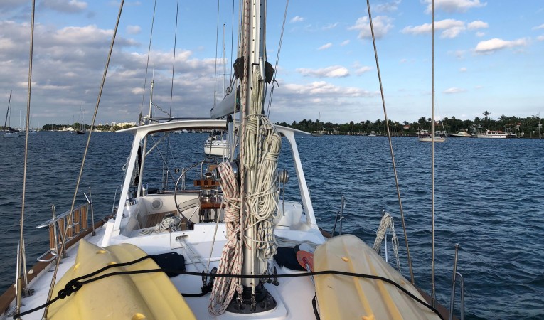 48 Tayana Deck layout with 2 Kayaks