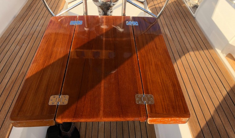48 Tayana Folding cockpit table