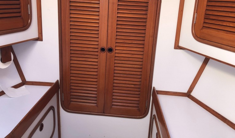 48 Tayana Storage compartment all the way forward