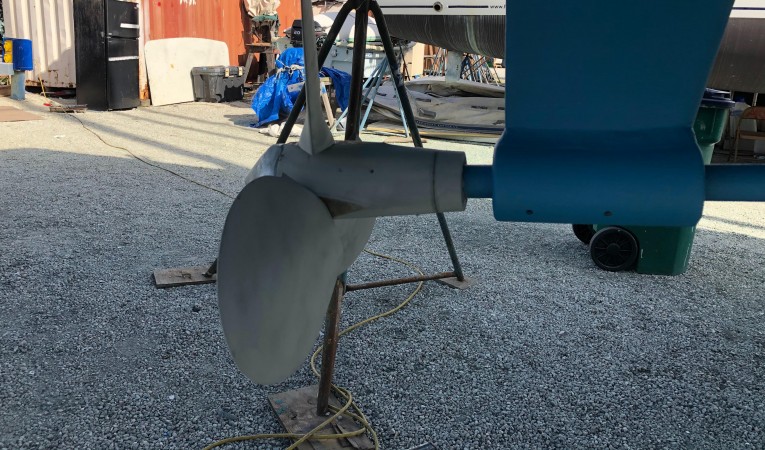 48 Tayana Max prop serviced