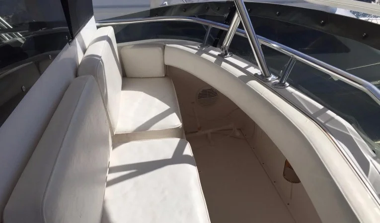 38 Blackfin 