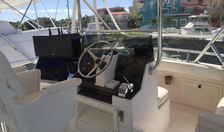38 Blackfin 
