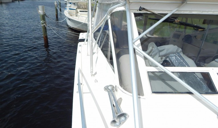 38 Blackfin Side Deck