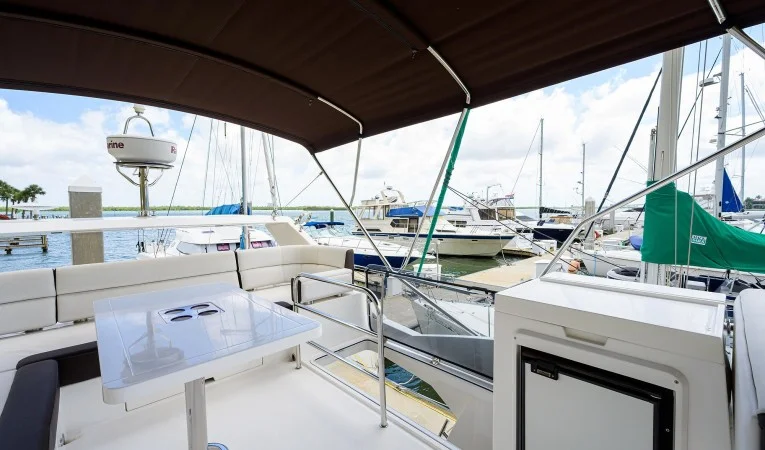 42 Galeon 