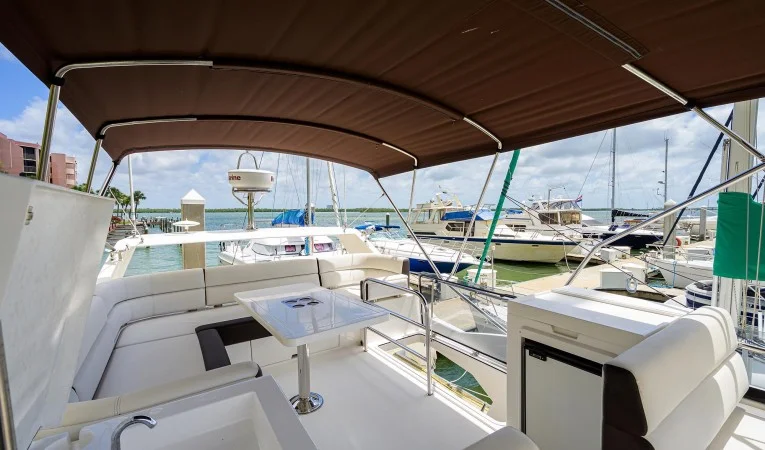 42 Galeon 