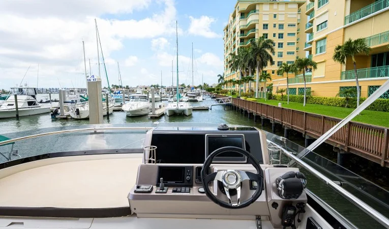 42 Galeon 