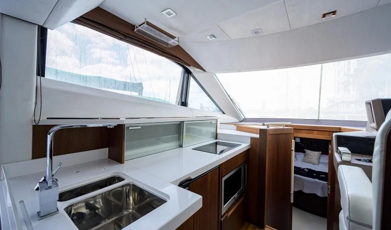42 Galeon 