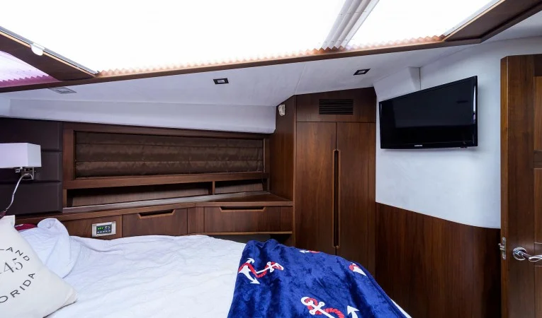 42 Galeon 