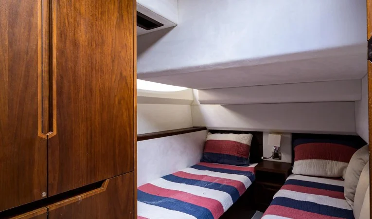 42 Galeon 