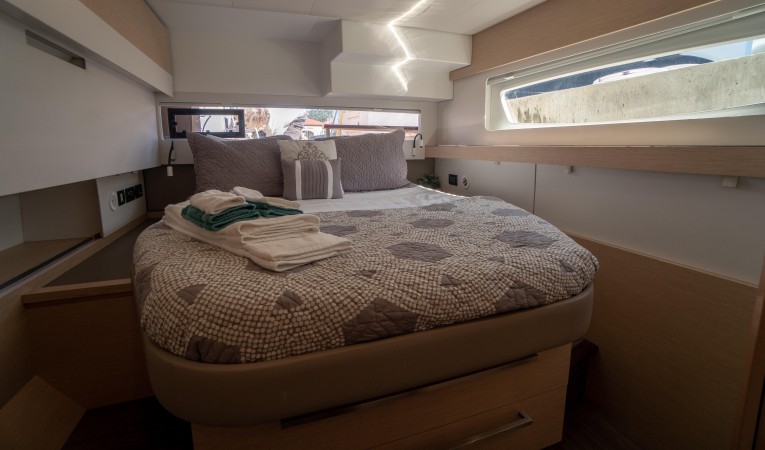 58 Fountaine Pajot 