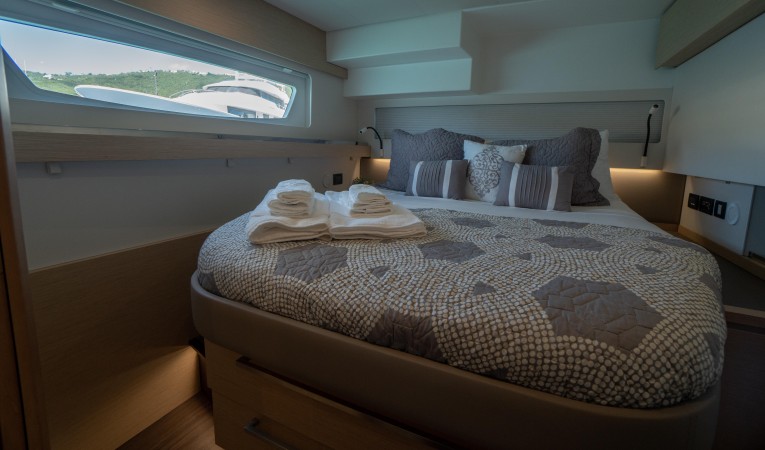58 Fountaine Pajot 
