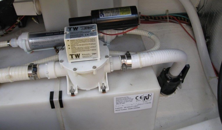 38 Pearson Vacuflush