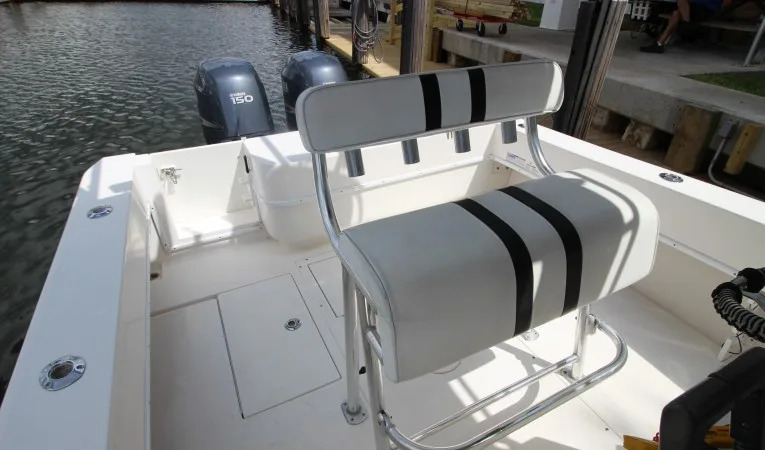 23 Contender Leaning Port