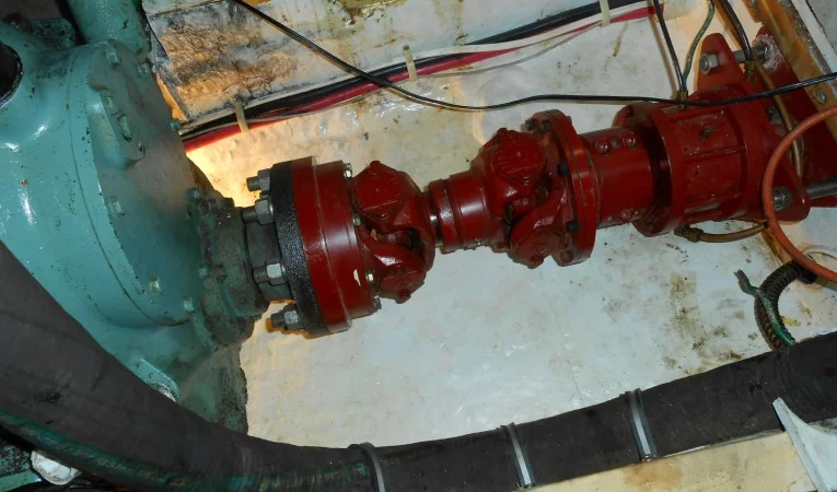 58 Roughwater Double U-joint with slip joint - no engine vibration