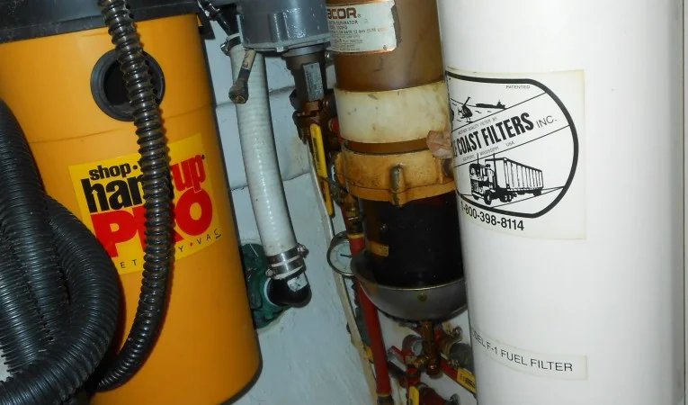 58 Roughwater Massive fuel filter