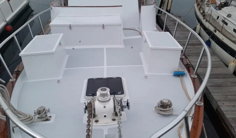 58 Roughwater Foredeck
