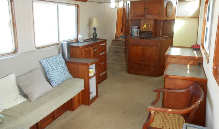 58 Roughwater Salon