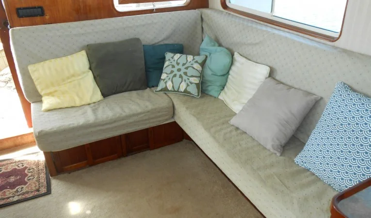 58 Roughwater Settee