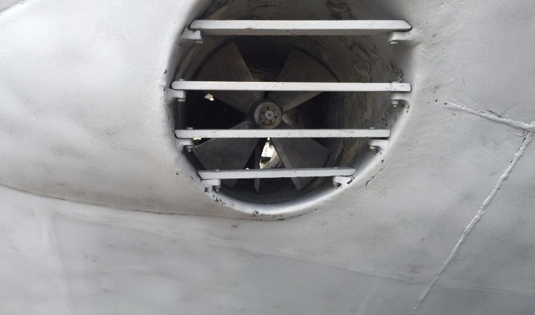 91 Broward BOW THRUSTER