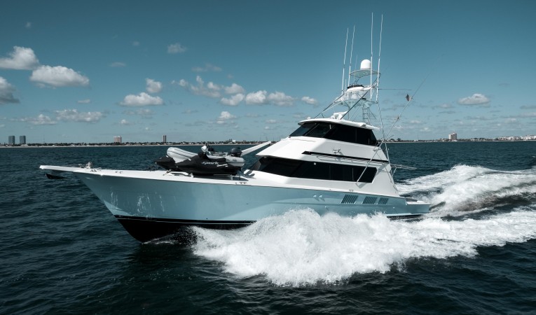 65 Hatteras 