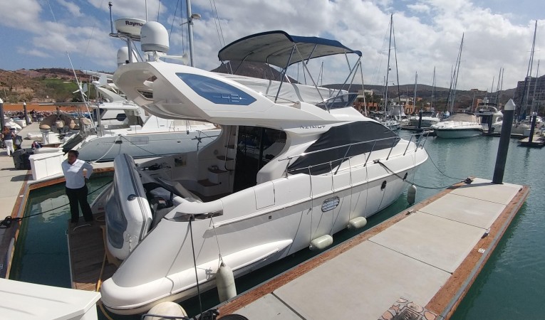 43 Azimut 