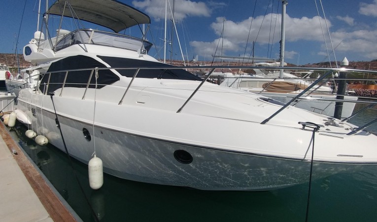 43 Azimut 