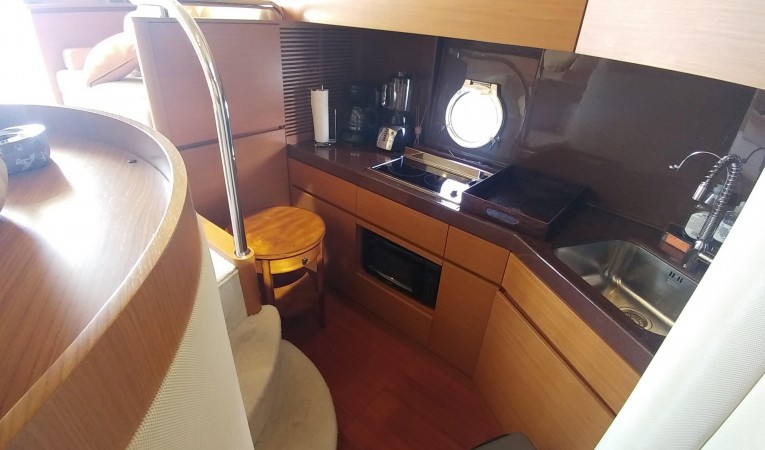 43 Azimut 