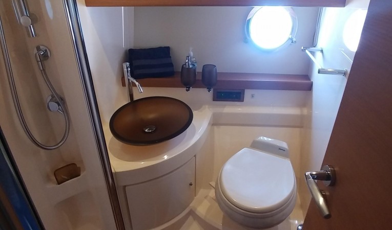 43 Azimut 