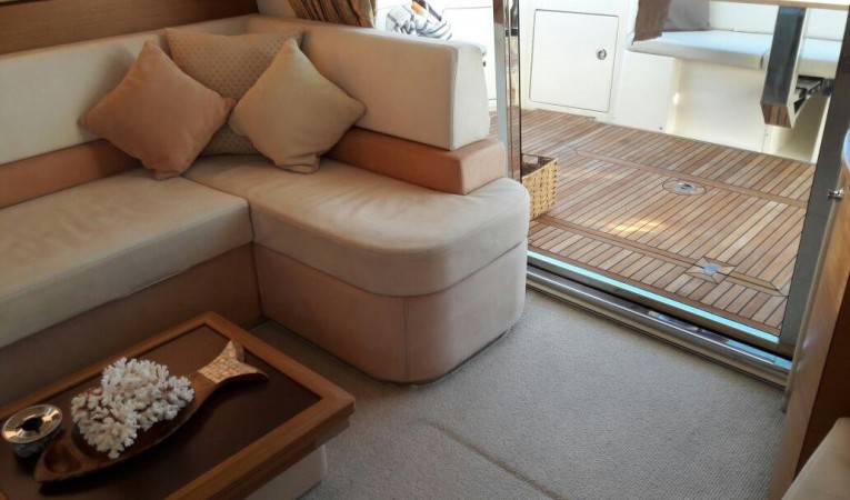 43 Azimut 