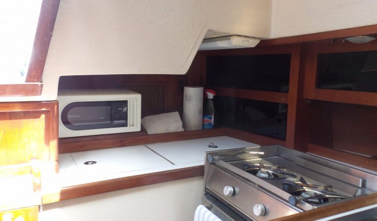 38 Catalina Microwave