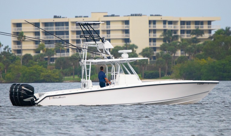 35 Island Runner 