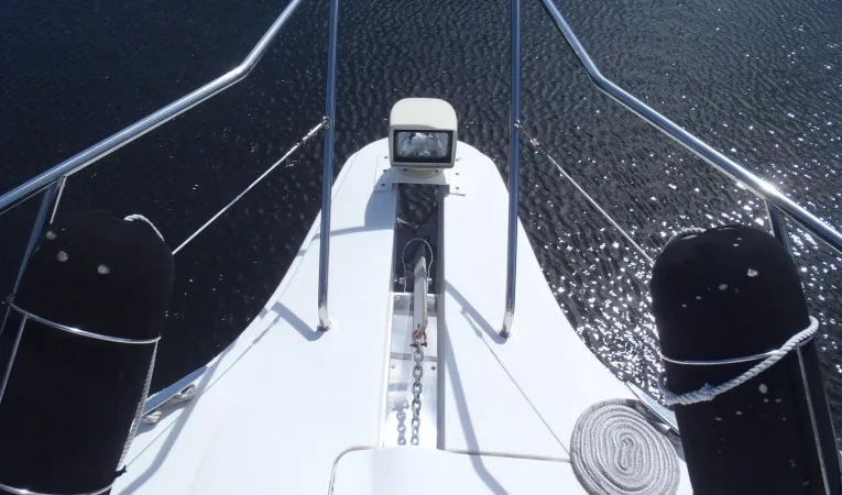 35 Silverton Foredeck
