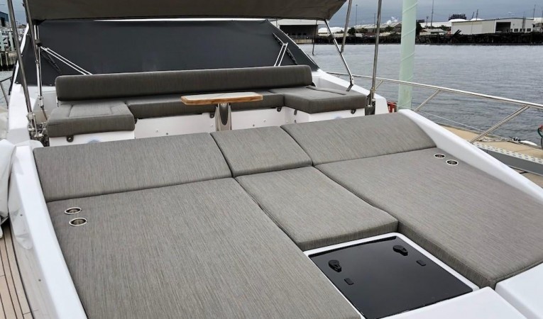 66 Azimut Bow Sun Pad and Lounge with Table and Hydraulic Bimini