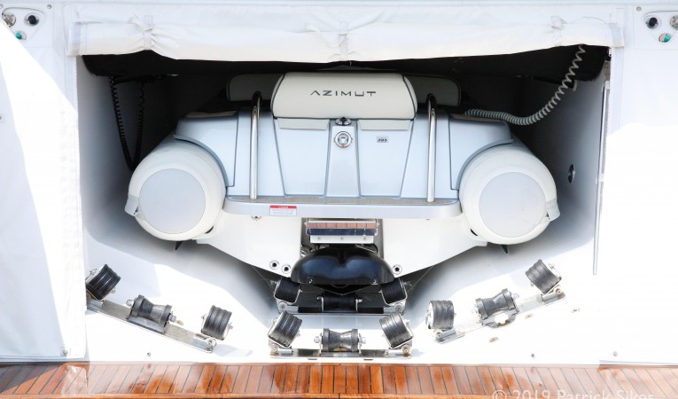 55 Azimut 