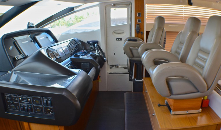 74 Sunseeker Lower Helm