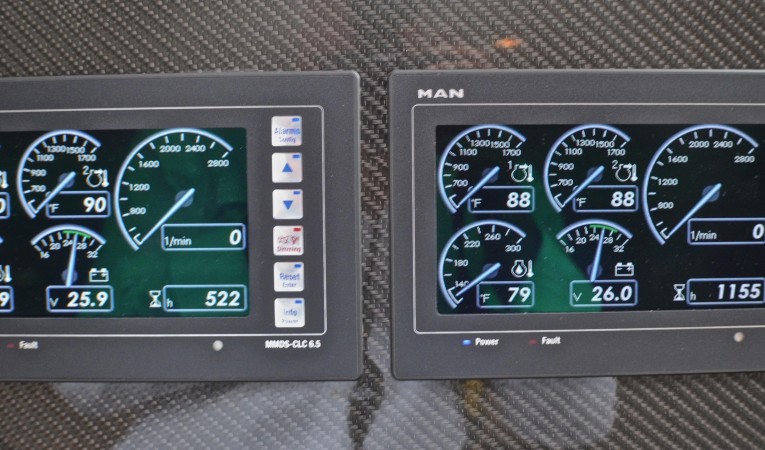 74 Sunseeker MTU Instuments