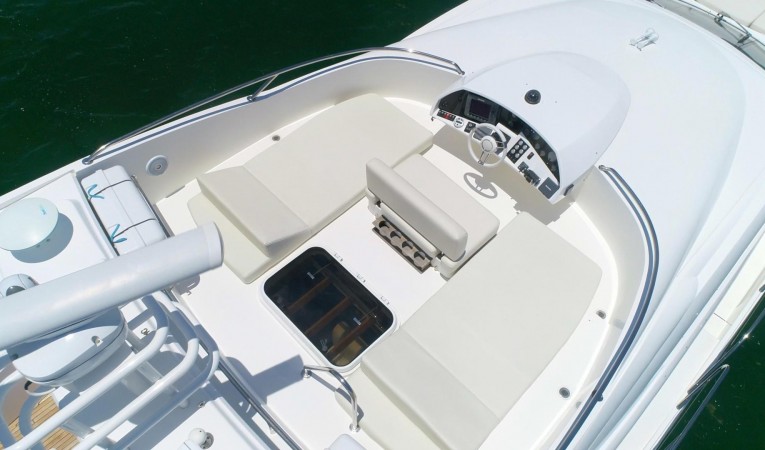 74 Sunseeker Sport Bridge