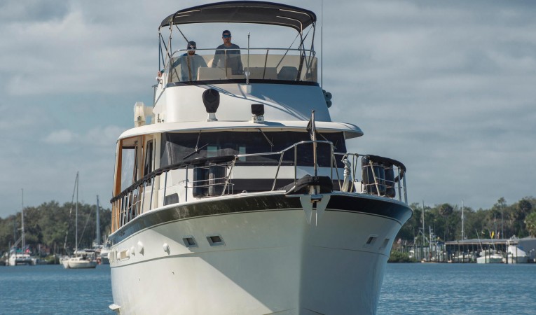 53 Hatteras 