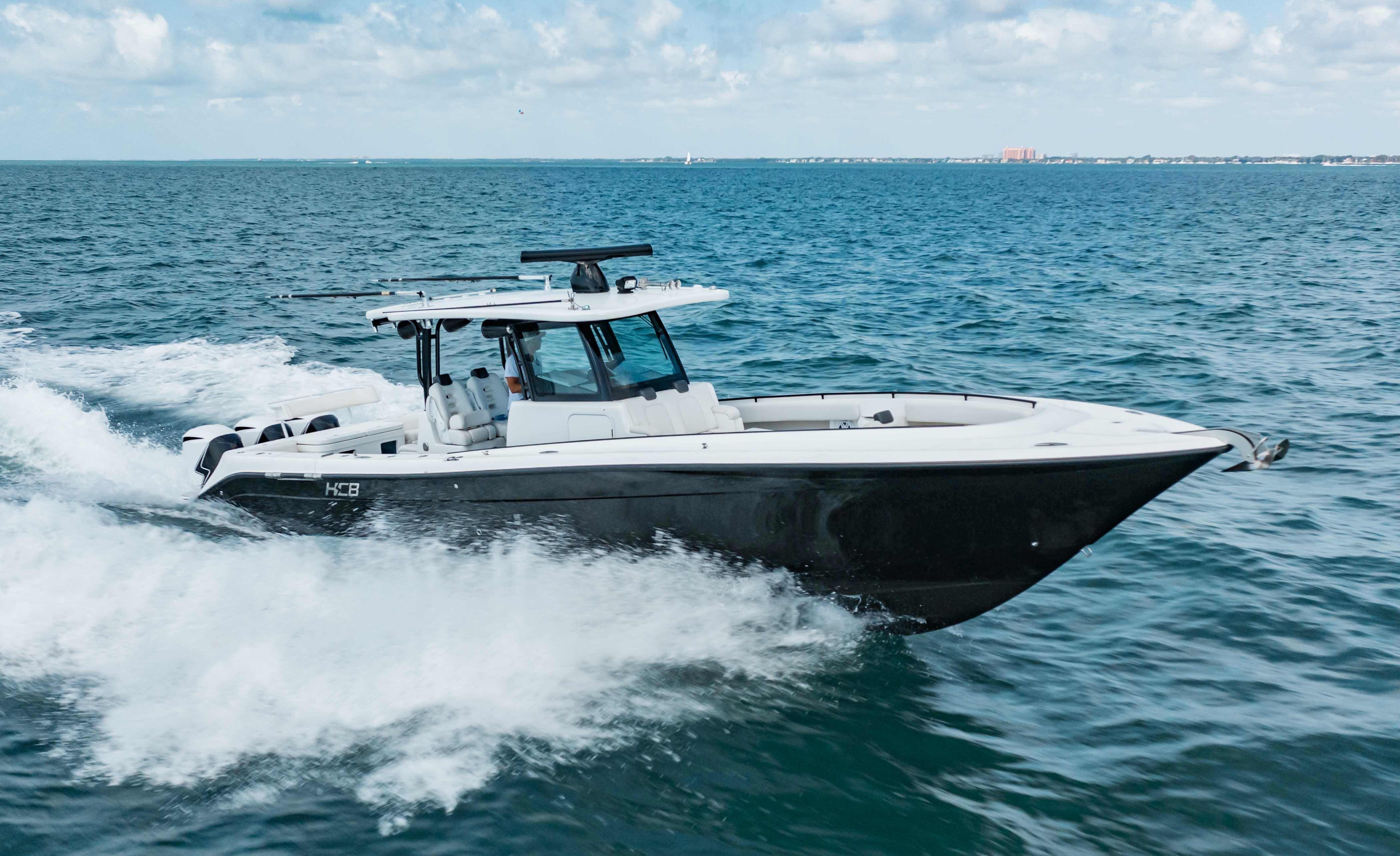 39 Hcb 2019 Miami, Florida Sold on 2021-05-20 by Denison Yacht Sales
