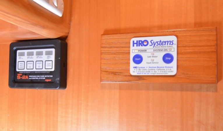 43 Selene Galley- Controls